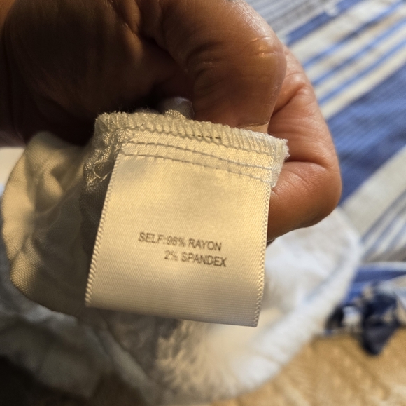 Jane & Delancey cap sleeve tunic - Picture 7 of 7